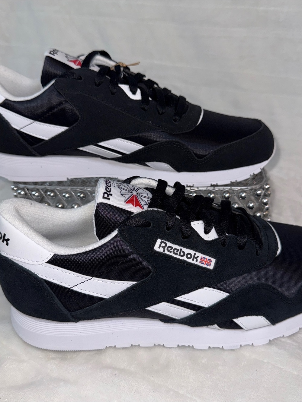 Reebok Classic Nylon Black White Men’s 11.5 NWT Running Sneakers style 100009273 - Picture 11 of 17